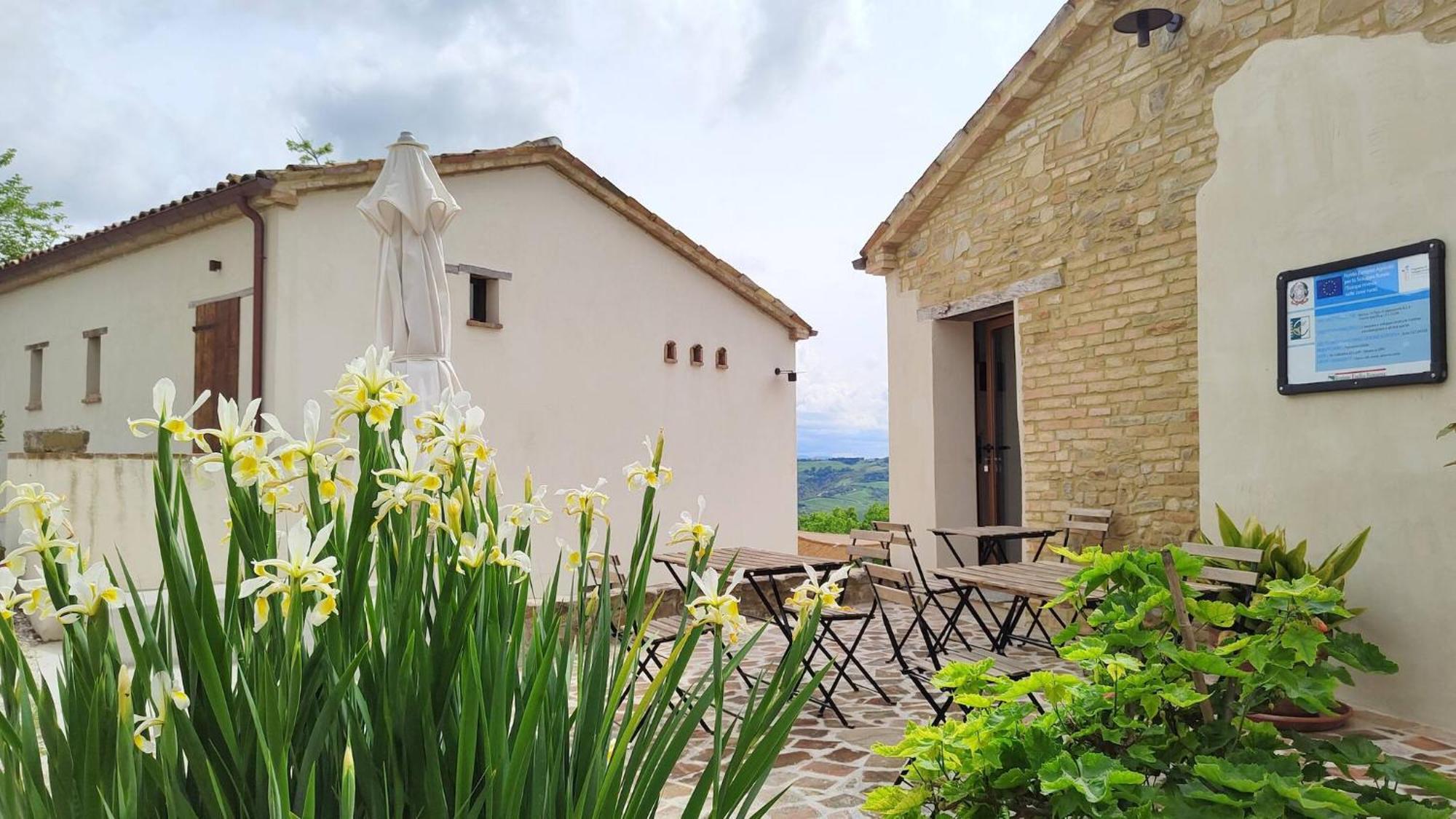 Borgo Calbianco - Private House With Pool & Airco Cerreto Castello Exterior foto